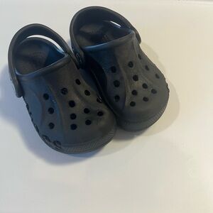 CROCS Black Water Shoes with Perforated Design and Heel Strap